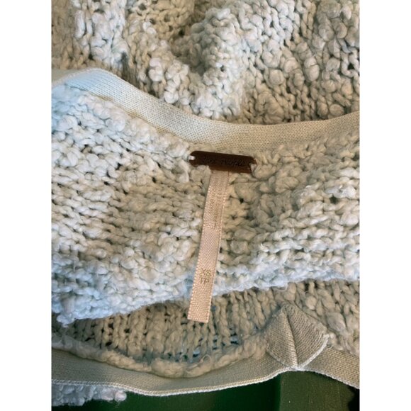 Free People Light Seafoam Green Chunky Knit V-Neck Sweater, Size XS - Picture 5 of 5